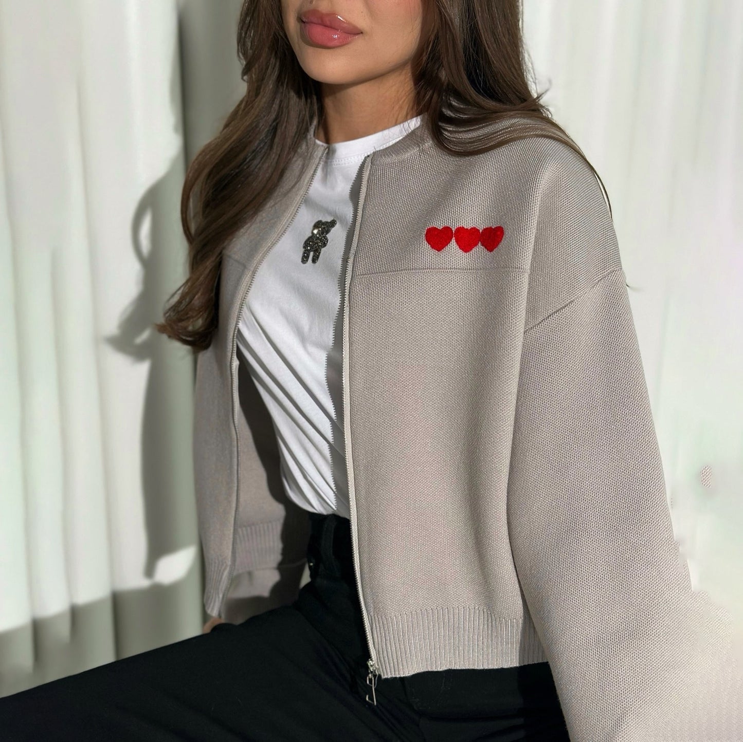 Women's casual short-sleeved cardigan with heart appliqués NOVAE