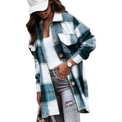Women's oversized blazer jacket in a checked design with practical pockets and button details NOVAE