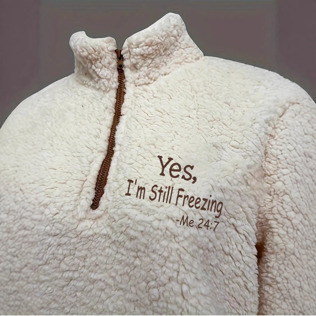 Women's cozy fleece pullover with short zipper and original NOVAE lettering