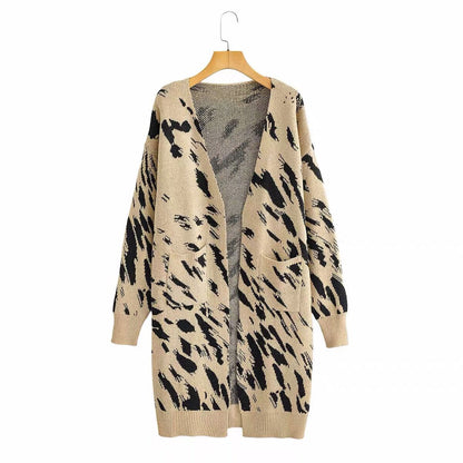 Women's chunky knit cardigan with fashionable leopard print and practical pockets NOVAE