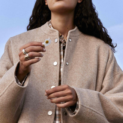 Women's fashionable oversized wool jacket with button closure and relaxed fit NOVAE