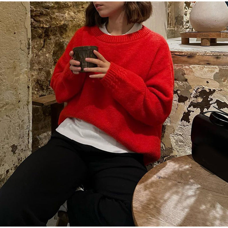 Women's relaxed knit sweater with a casual cut and soft materials NOVAE