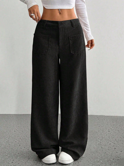Women's wide-leg corduroy trousers with practical pockets NOVAE
