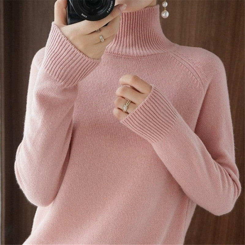 Women's soft roll-neck sweater made of fine merino wool NOVAE
