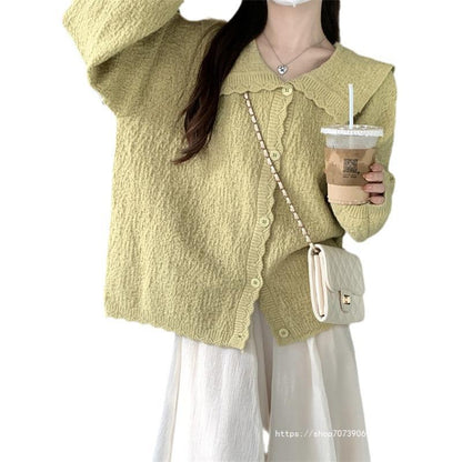 Women's Soft, Textured Cardigan with Generous Collar NOVAE