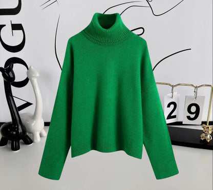 Women's Cozy Turtleneck Sweater made of High-Quality Wool NOVAE