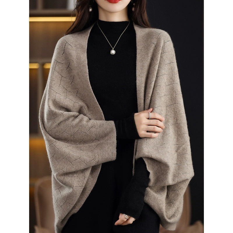 Women's Large Knit Poncho with Modern Diamond Pattern NOVAE