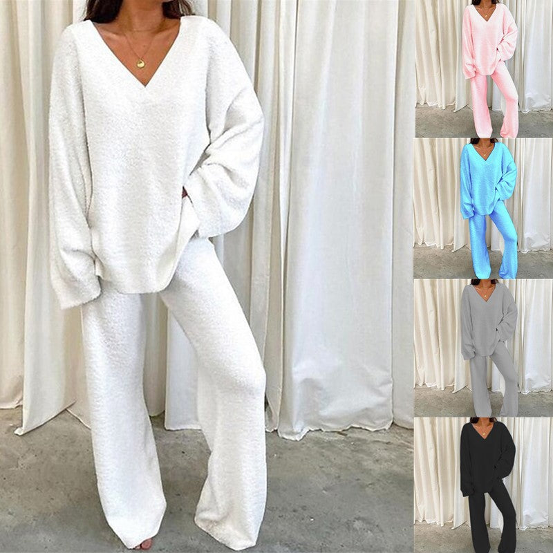 Women's Comfortable Fleece Loungewear Set with V-Neck NOVAE