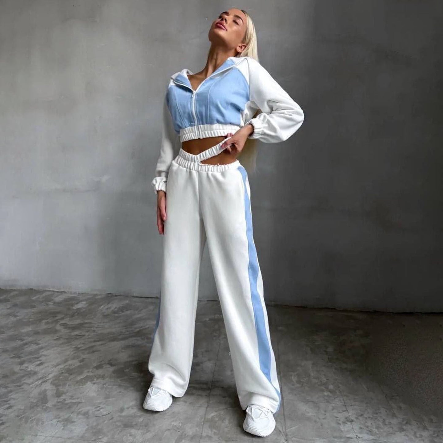 Women's cropped hooded jacket with innovative zipper and elasticated waistband NOVAE