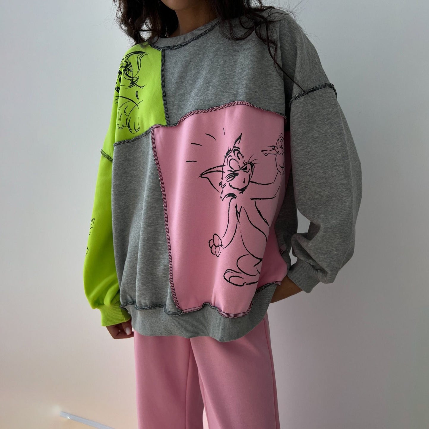 Women's casual sweatshirt with creative color block designs NOVAE