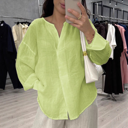 Women's loose linen top with V-neck and relaxed cut NOVAE