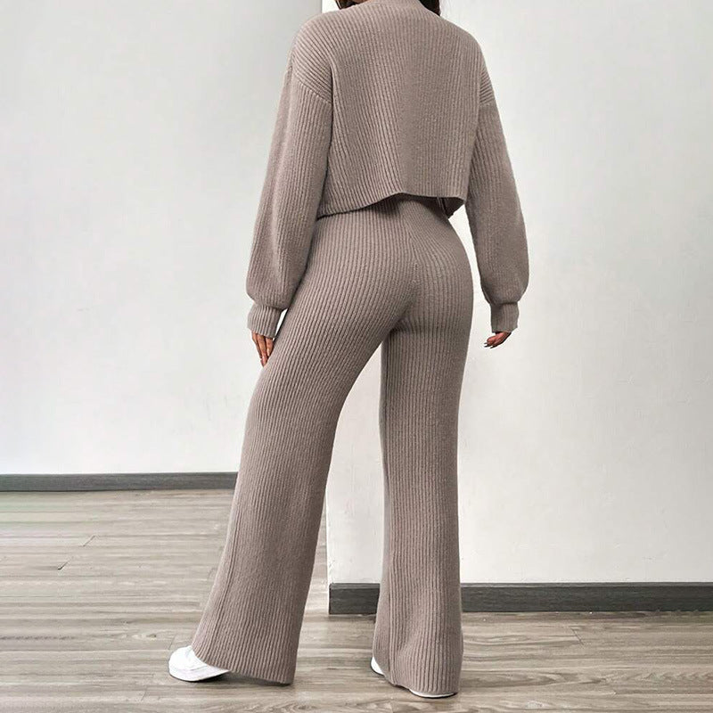 Women's soft knit set with casual trousers and crop cardigan NOVAE