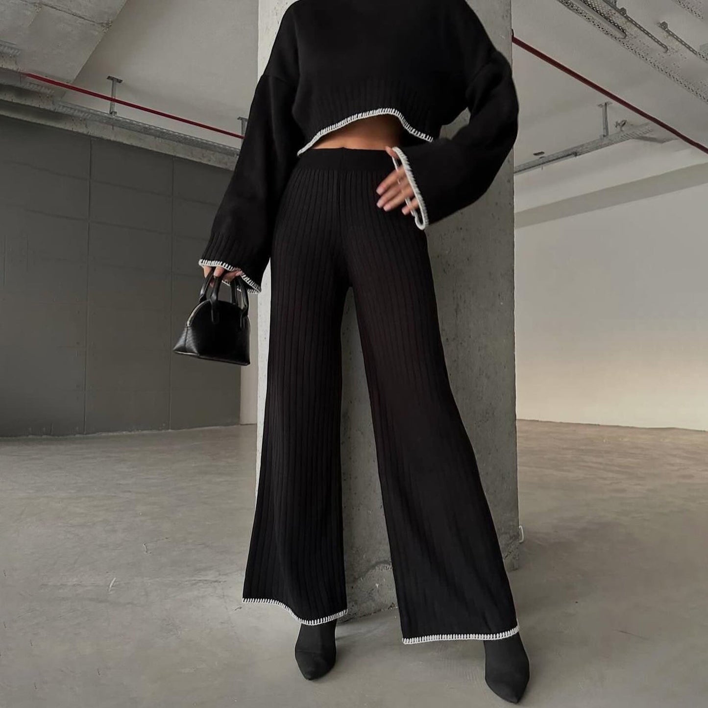 Women's cropped sweater and wide-leg trousers set with modern ribbed texture NOVAE