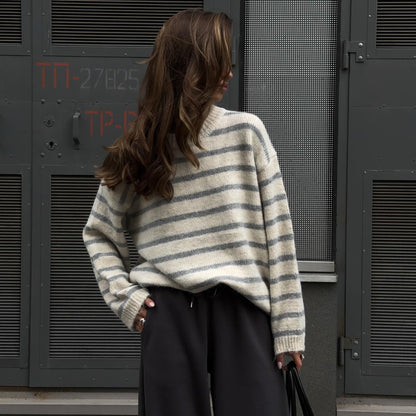Women's casual knit sweater with modern stripes NOVAE