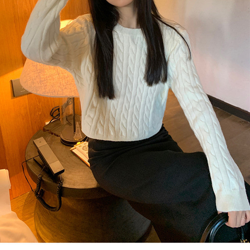 Women's chunky knit sweater with a textured pattern and relaxed fit NOVAE