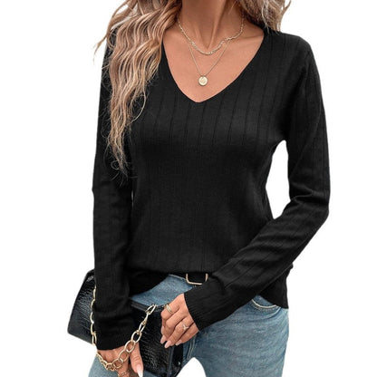 Women's V-neck pullover with ribbed texture and long sleeves NOVAE