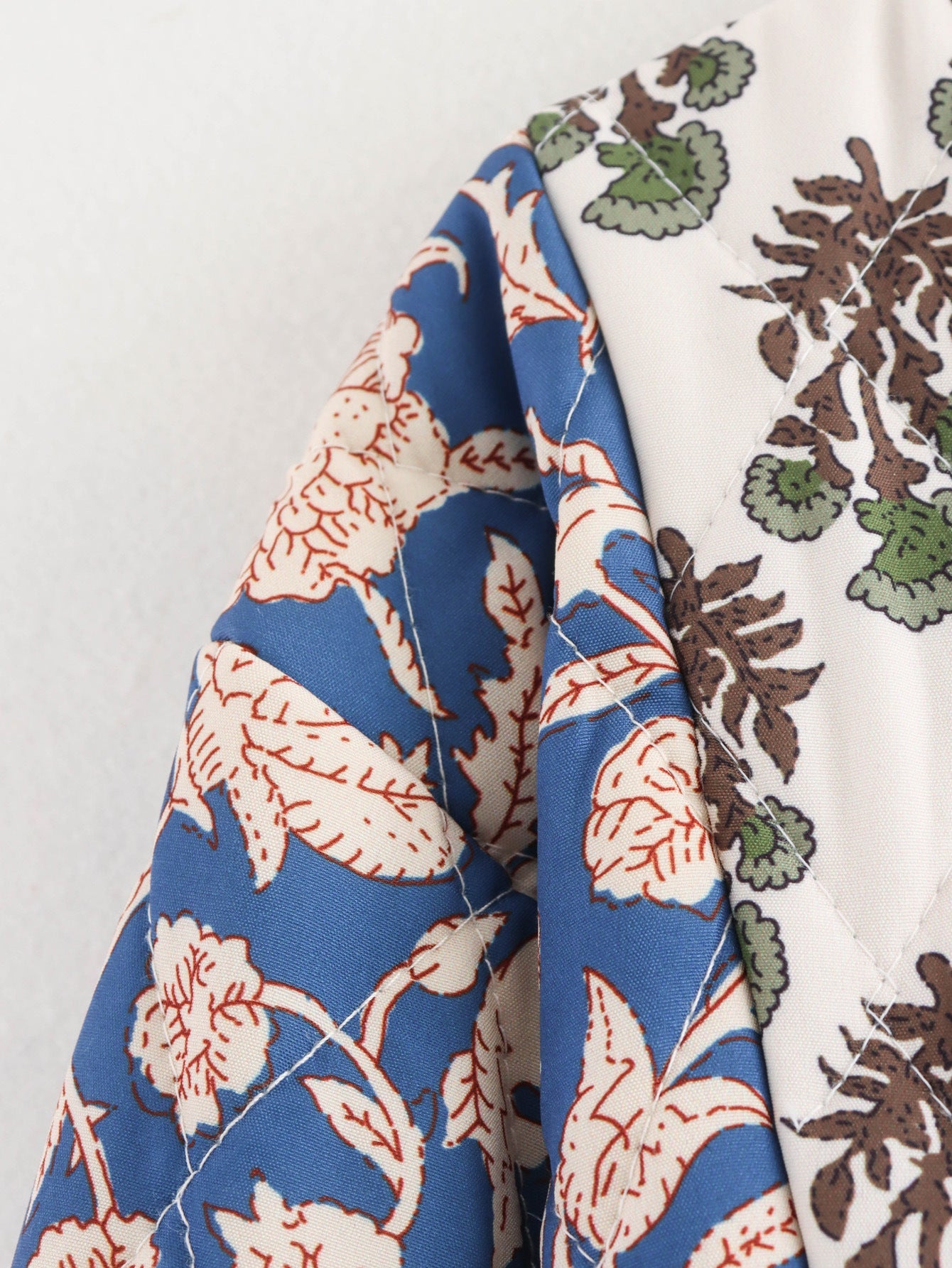 Women's patchwork jacket with floral patterns and a wide cut NOVAE