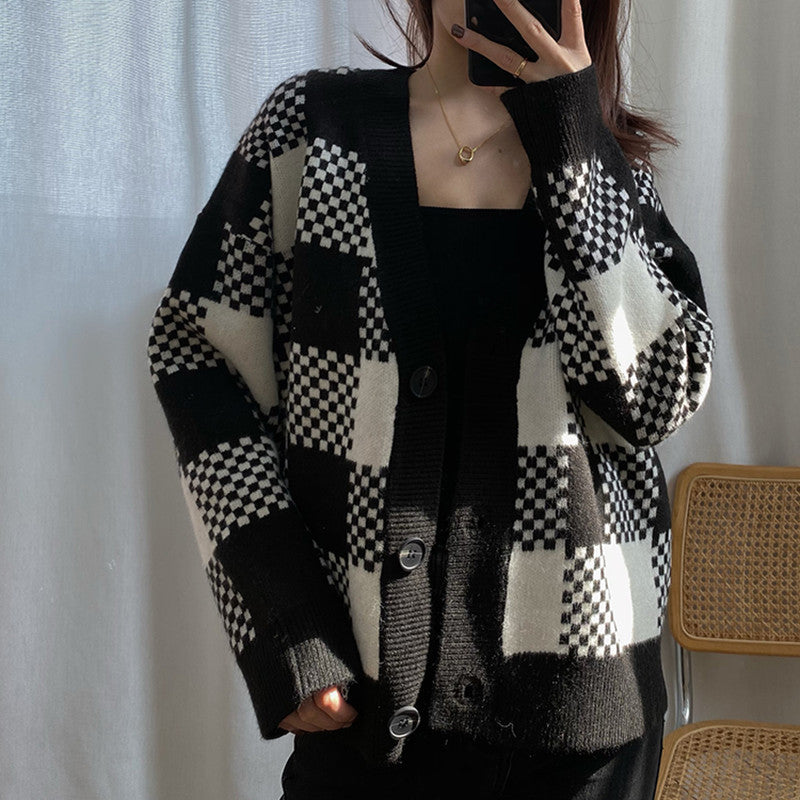 Women's chunky knit cardigan with contrasting check pattern and button details NOVAE