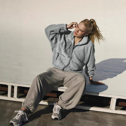 Women's sporty fleece jacket with practical pockets NOVAE