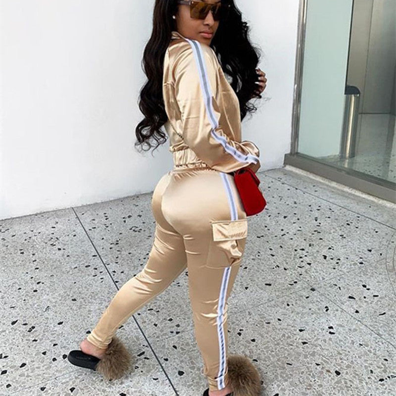 Women's sporty tracksuit set with cropped jacket and jogging pants NOVAE