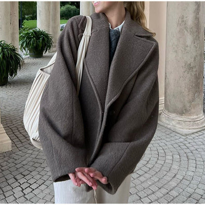 Women's oversized wool cardigan with wide sleeves and elegant lapel NOVAE