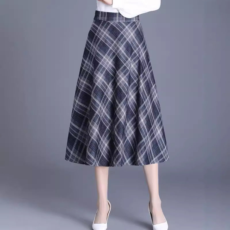 Women's checked midi skirt with soft fabric and flowing cut NOVAE