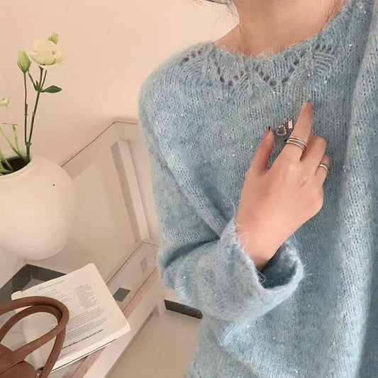 Women's fluffy knit sweater with shimmering accents and a relaxed fit NOVAE