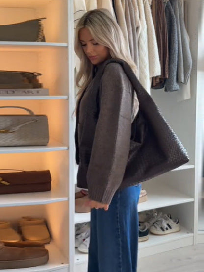 Women's oversized cardigan with button details NOVAE