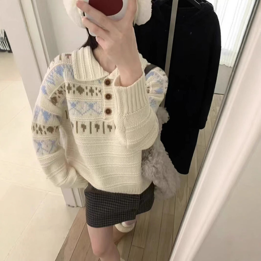 Women's chunky knit sweater with lovely graphic design and romantic collar NOVAE