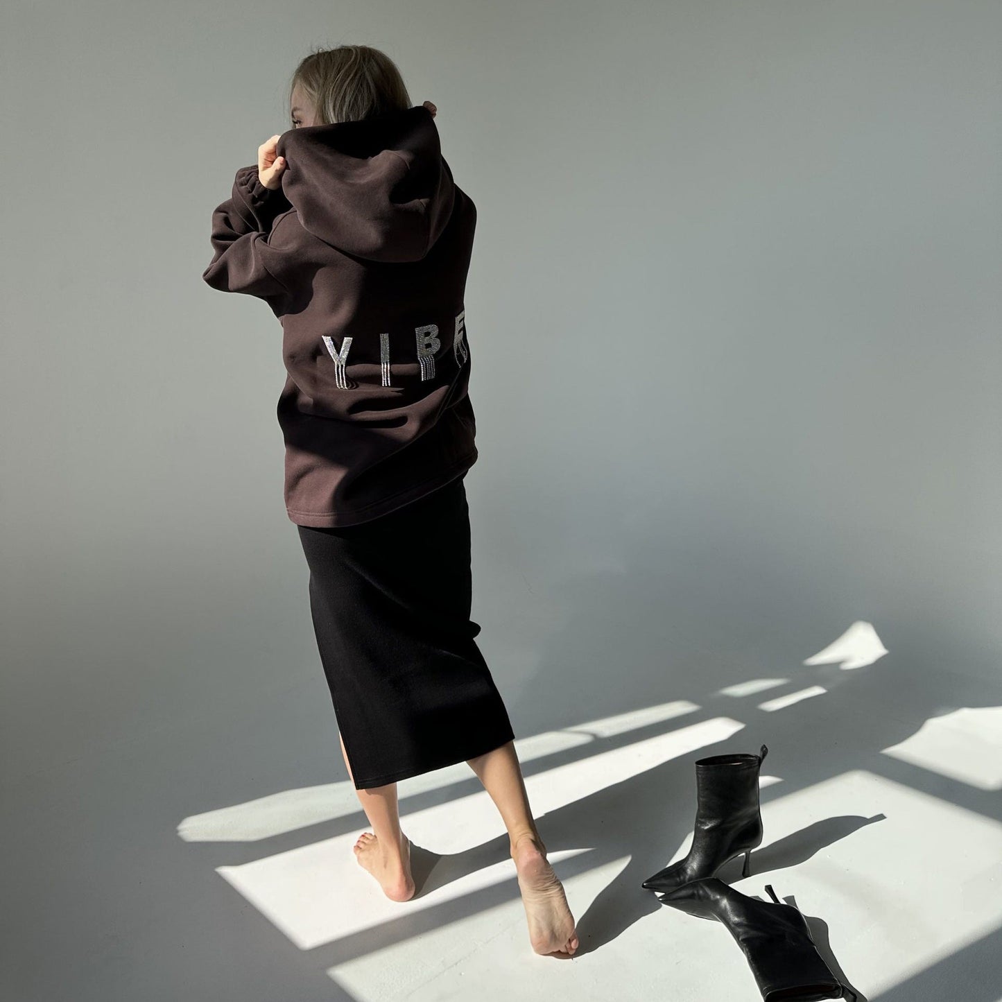 Women's hoodie with creative details and a relaxed fit NOVAE