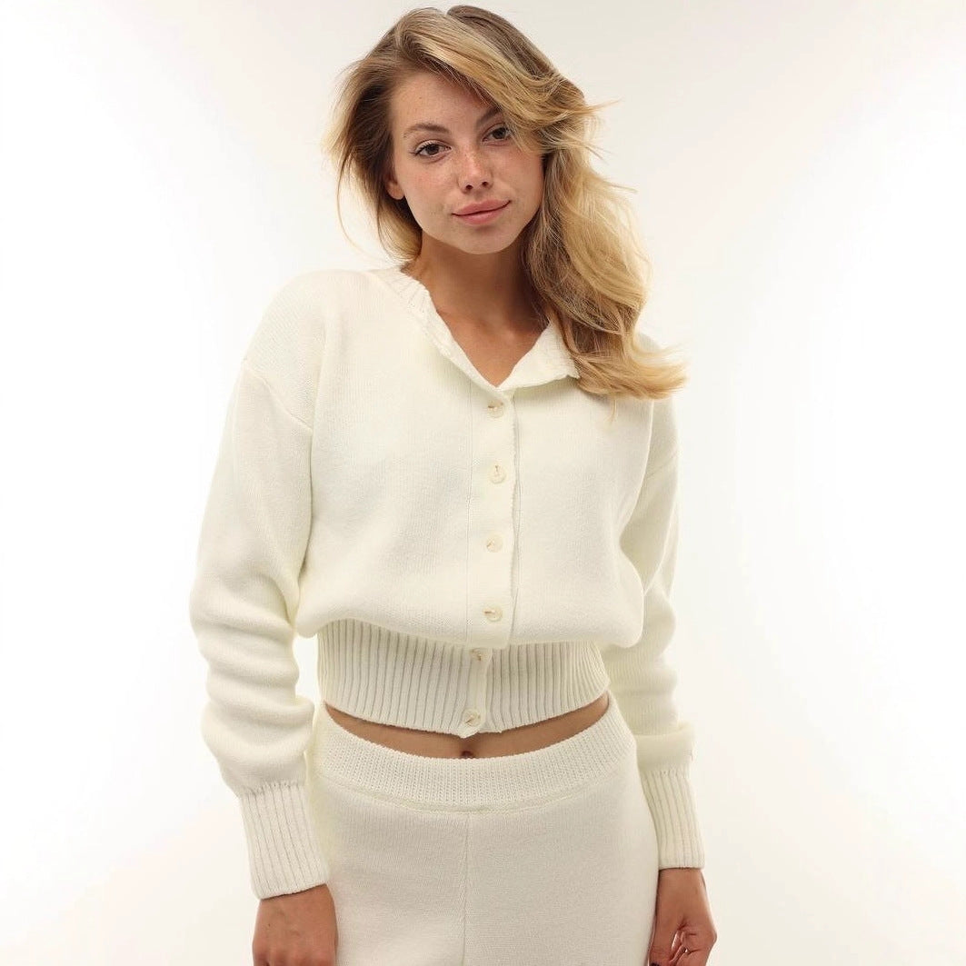 Women's cropped cardigan with fine rib details and elegant button closure NOVAE