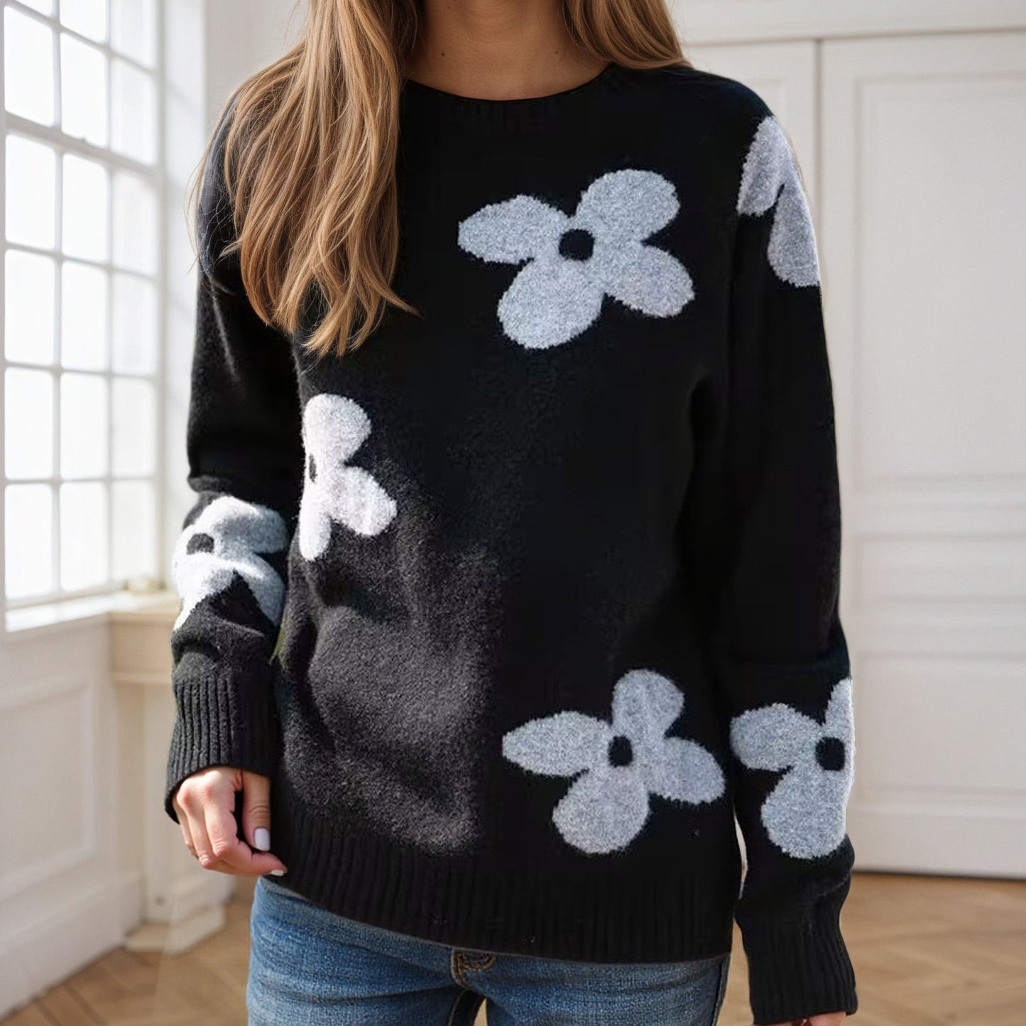 Women's Cozy Knit Sweater with Floral Design NOVAE