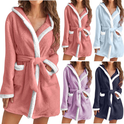 Women's Cozy Bathrobe with Soft Sherpa Lining and Practical Pockets NOVAE