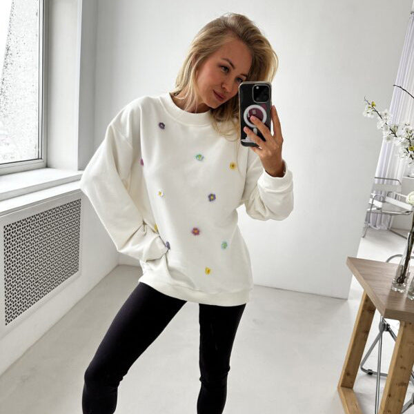 Women's comfortable sweatshirt with colorful floral appliqués NOVAE