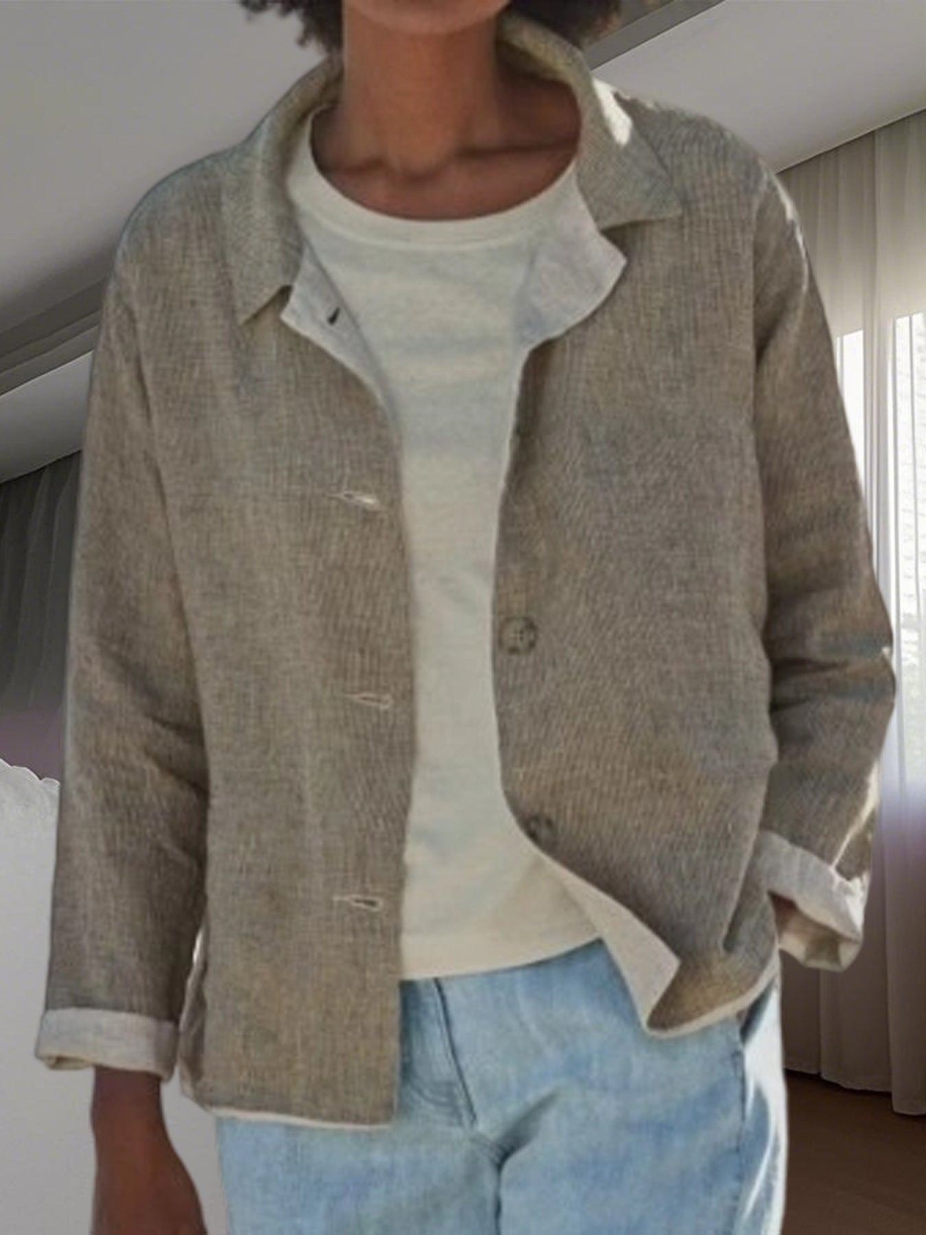 Women's lightweight and casual cotton jacket with buttoned details NOVAE