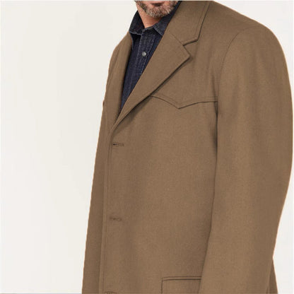Men's elegant long-sleeved overcoat with modern accents NOVAE