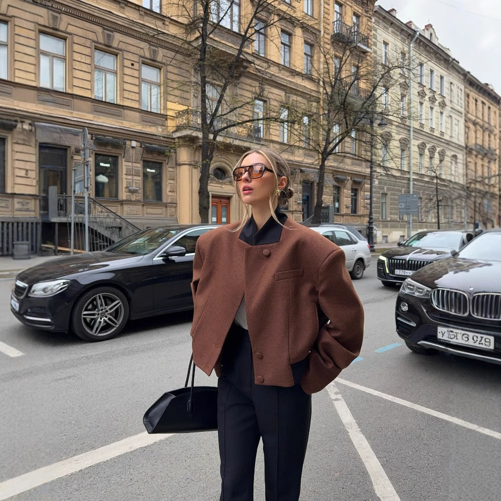 Women's fashionable short jacket with a classic cut NOVAE