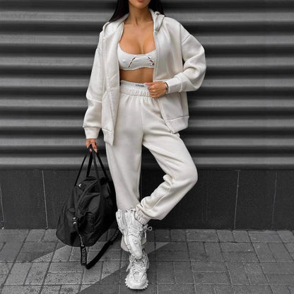 Women's sporty set consisting of a hooded jacket and jogging pants NOVAE