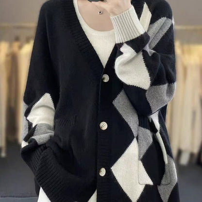 Women's chunky knit cardigan with a modern check pattern and practical pockets NOVAE