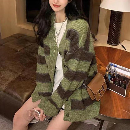 Women's chunky knit cardigan with fashionable striped pattern and casual cut NOVAE