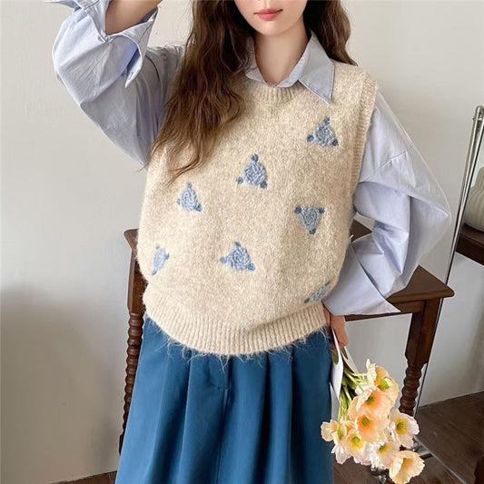 Women's knitted sweater with floral pattern NOVAE