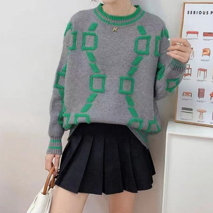 Women's Fashionable Sweater with Geometric Pattern NOVAE