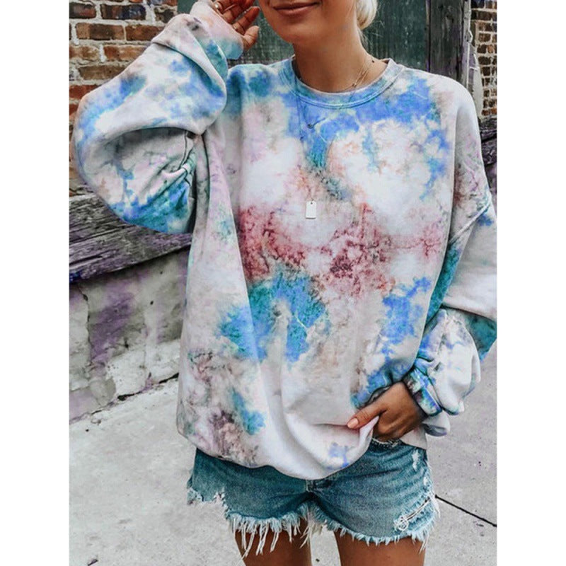 Women's Oversized Sweatshirt in Fashionable Batik Design NOVAE