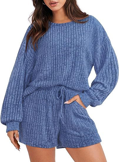 Women's comfortable fleece lounge suit with wide sleeves and elastic waistband NOVAE