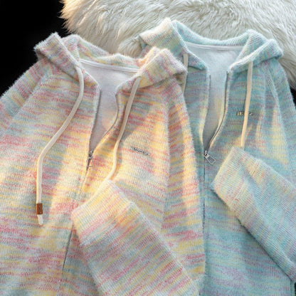 Women's zip-up hoodie with a lightly textured loop pattern and practical pockets NOVAE