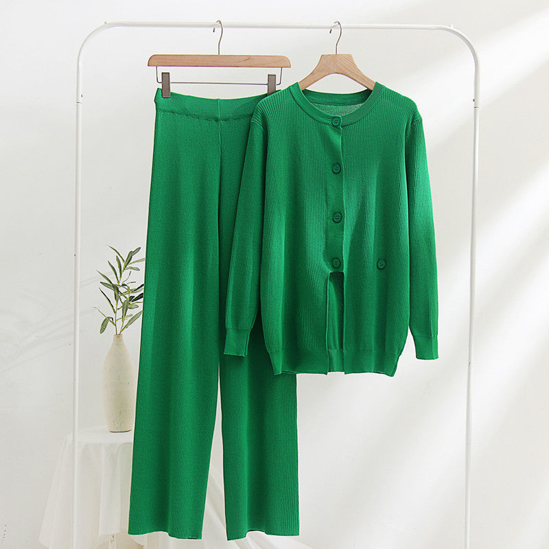 Women's knitted loungewear set with fine ribbing and striking button details NOVAE