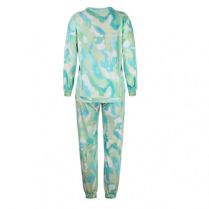 Women's Comfortable Sweat Outfit with Modern Batik Details NOVAE