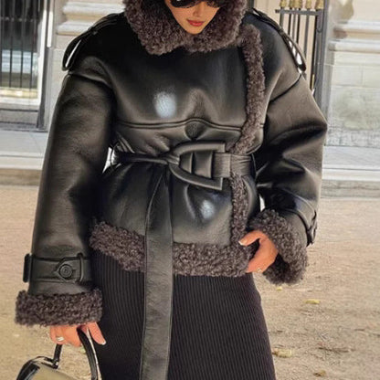 Women's faux fur jacket with stylish details and oversized cut NOVAE