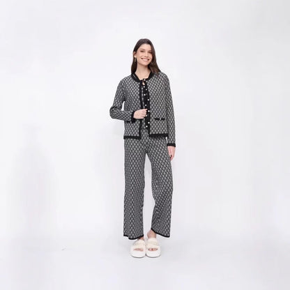 Women's pajama set with modern check pattern and full button placket NOVAE