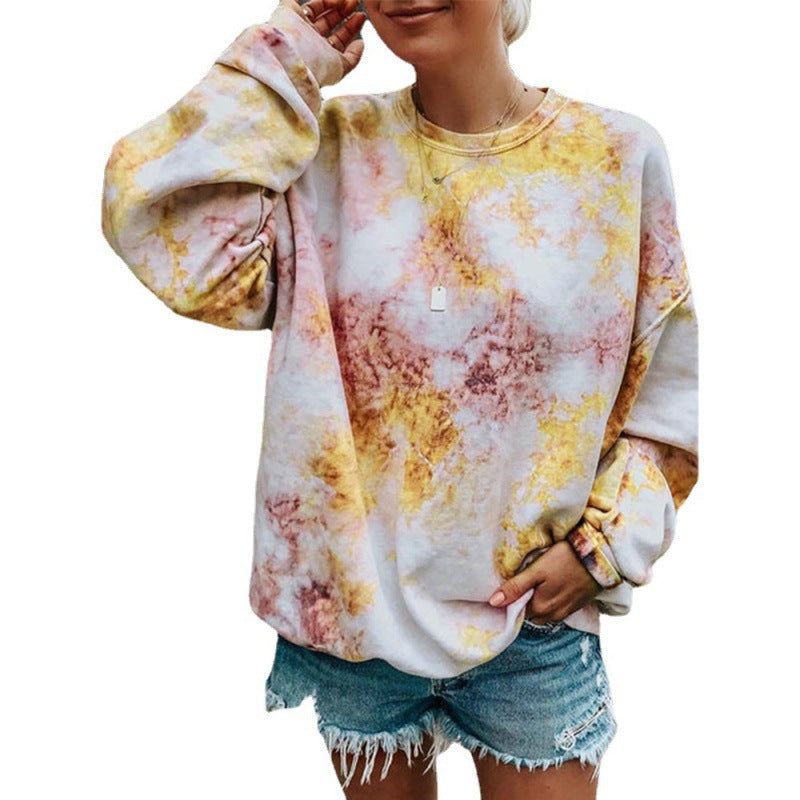 Women's Oversized Sweatshirt in Fashionable Batik Design NOVAE